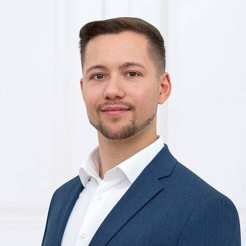 Team – Avenir Group