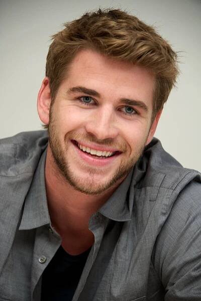 Liam Hemsworth (2020)