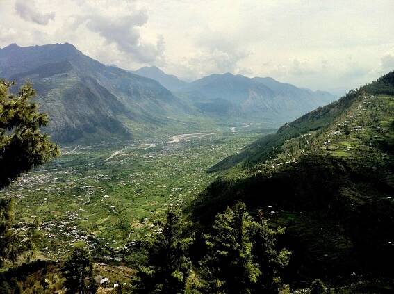 Looking down on the Beas River traversing Kullu Valley in Himachal Pradesh.