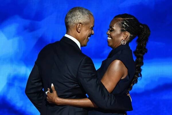 Šíří se zvěsti o konci manželství Baracka Obamy. Michelle chybí na velkých akcích
