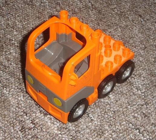 Lego Duplo D50337 nákladní auto, kamion - tahač oranžový POUŽITÉ