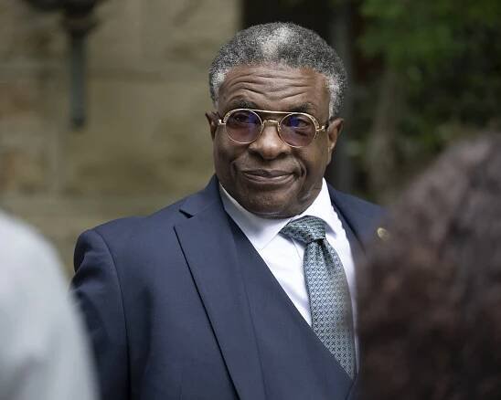 Velký potenciál - The Sauna at the End of the Stairs - Z filmu - Keith David