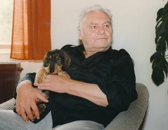 Petr Haničinec se svým milovaným pejskem.