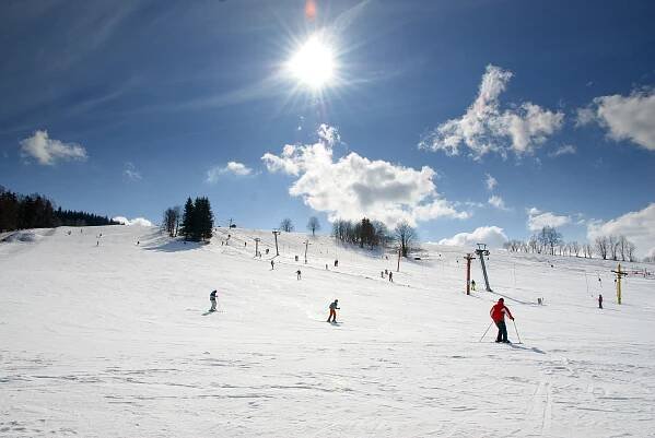 Skigebied Deštné v Orlických horách - Alpineskiën - Adelaarsgebergte en voorgebergte - Deštné v Orlických horách