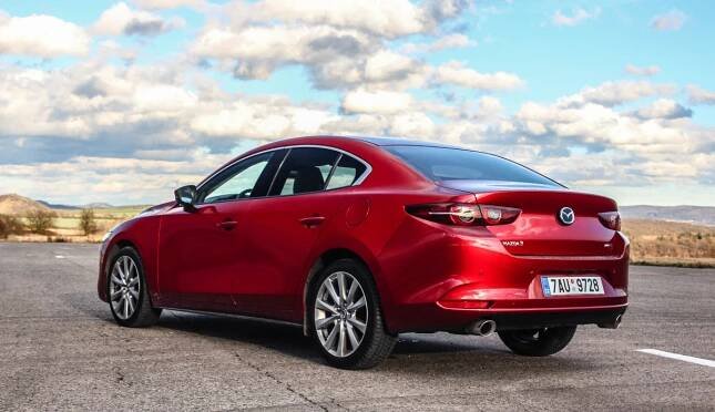 Test Mazda3 sedan Skyactiv-X | Autojournal.cz