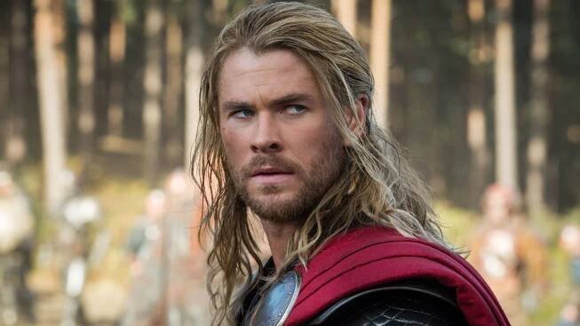 Chris Hemsworth jako komiksový Thor