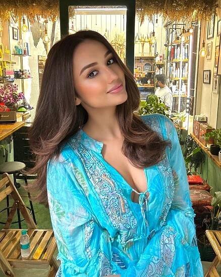 Akanksha Sharma - Skin, Chin, Smile, Hairstyle, Shoulder,... - Female Celebrities