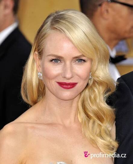 Naomi Watts - celebrity účes - HappyHair