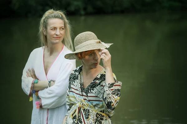 Špunti na cestě - Partyzán - Z filmu - Anna Polívková, Tatiana Dyková