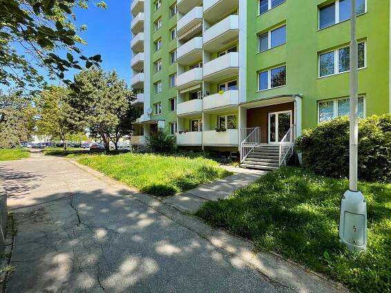 Pronájem bytu 2+1 s balkonem, po celkové rekonstrukci, Prostějov - Lenka Feltl Mazáčová