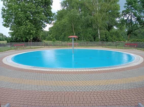 Fotografie - Městské koupaliště Nový Bydžov - 16.06.2023