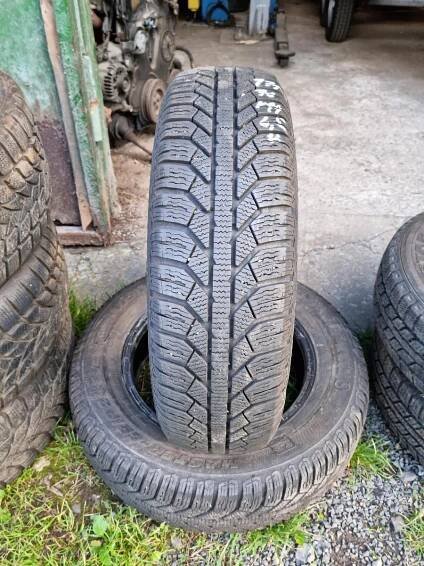 2ks ZIMNÍ PNEU 175/70 r14 Semperit