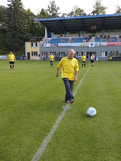 EXHIBIČNÍ zápas gardy se vzpomínkou na Miroslava Vernera – SK Bělá pod Bezdězem