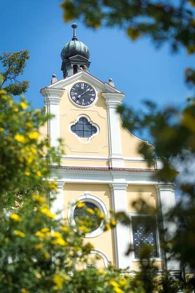 Klášterní kostel sv. Rodiny v Havlíčkově Brodě - vysocina.eu