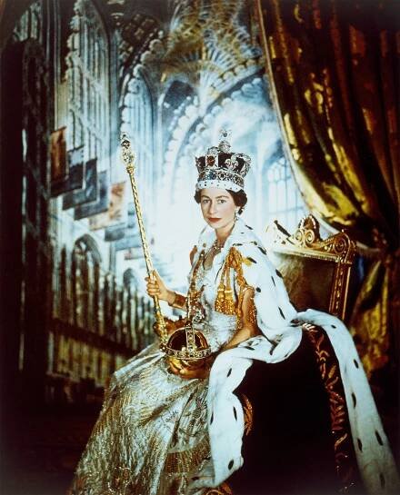 Cecil Beaton: royal photographer · V&A
