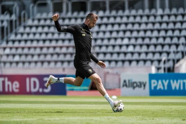 Pekhartův gól pomohl Legii k postupu v předkole Ligy mistrů