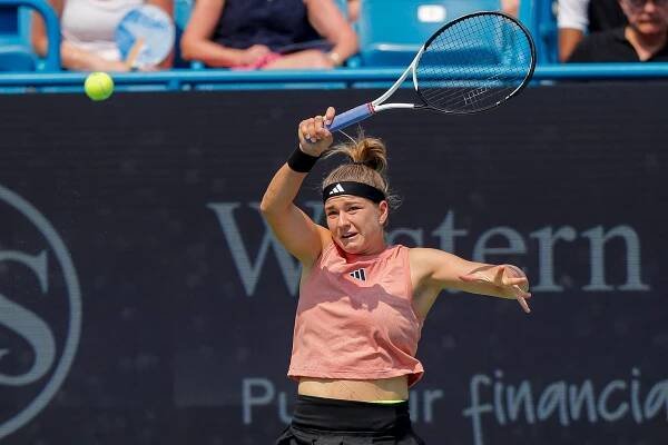 Muchová - Gauffová 0:2. Češka na soupeřku nestačila, titul bere Američanka