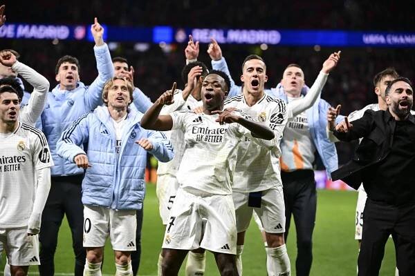 Mandatory Credit: Photo by Action Press/REX/Shutterstock (15194787fm) Team Real celebrates victory, Atletico Madrid vs. Real Madrid, Football, Champions League, Eighth final rematch Champions League eighth round: Atletico Madrid vs. Real Madrid 1-0, Riyadh Metropolitan Air Station, Spain - 12 Mar 2025