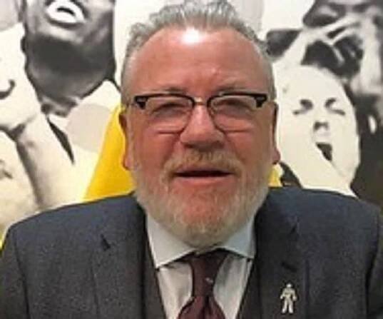 Ray Winstone Biography - Facts, Childhood, Family Life & Achievements