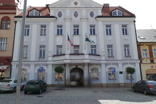 Dvůr Králové nad Labem - městský úřad foto 1