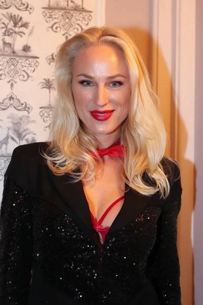 Žhává Playboy party: Souboj dekoltů Kánské, Pomeje a dalších slavných krásek!