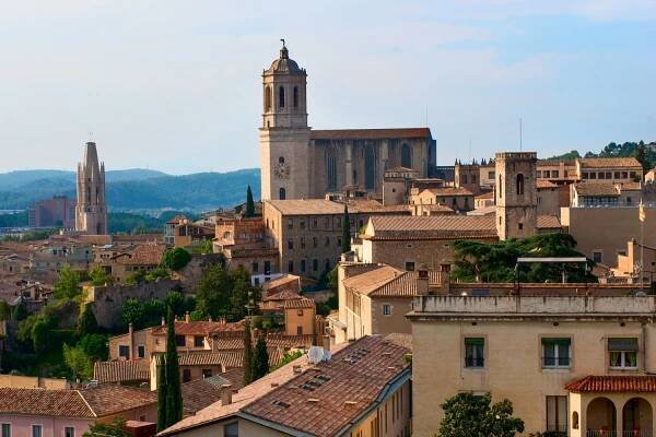 Girona - Game of Thrones City Tour from Barcelona | Julia Travel 