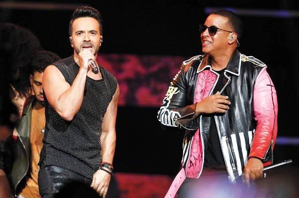 Luis Fonsi & Daddy Yankee’s ‘Despacito’ With Justin Bieber