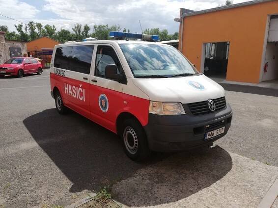 Hasiči převzali vůz od městské policie