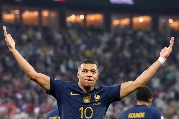 Koruna kráľa strelcov pre Kana, Ronalda či Mbappého? V závetrí číhajú aj Lukaku a Füllkrug