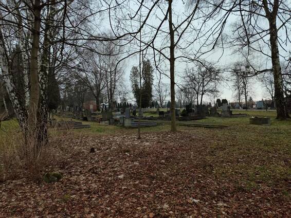 Фотогалерея • New Jewish cemetery in Slezská Ostrava (Еврейское кладбище) • Mapy.com