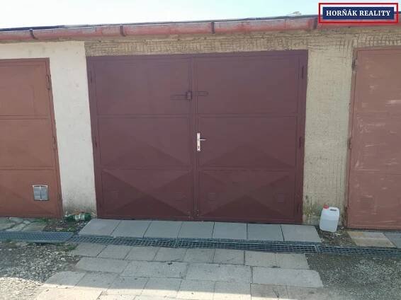 Prodej garáže, 18 m2 - Slavkov u Brna