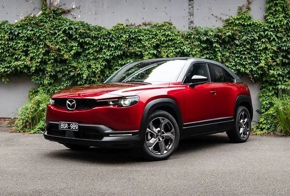 Nový Wankel, radový šesťvalec i elektrifikácia MX-5. Potvrdené novým šéfom Mazdy v EÚ - TopSpeed.sk