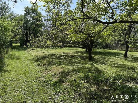 Prodej krásné zahrady s chatou v Želešicích, UP 39 m² , pozemek 947 m² | ARTOSS realitní kancelář, s.r.o.