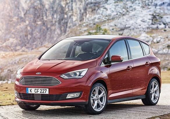 Foto: Nechte auto řídit za sebe. Vybrali jsme 20 nejlevnějších vozů s chytrým tempomatem