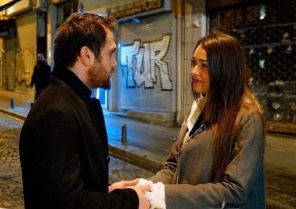 Çukur - Ailem - Z filmu - Aras Bulut Iynemli, Dilan Çiçek Deniz