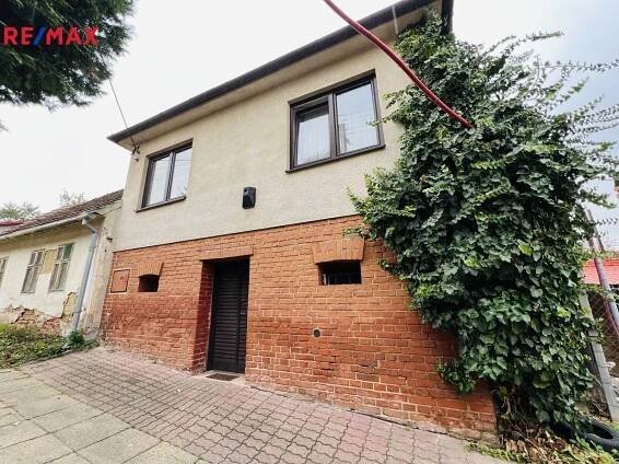 Prodej vinného sklepa s posezením v Kyjově, 60 m2 | Realitní kancelář pro Brno a celou jižní Moravu