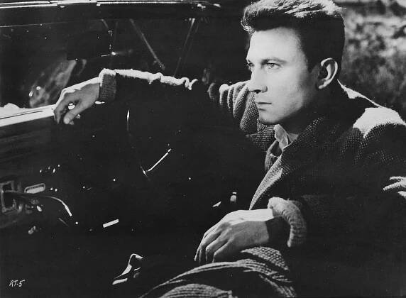 Místo nahoře (1959) | Recenze - Uživatelské | ČSFD.cz