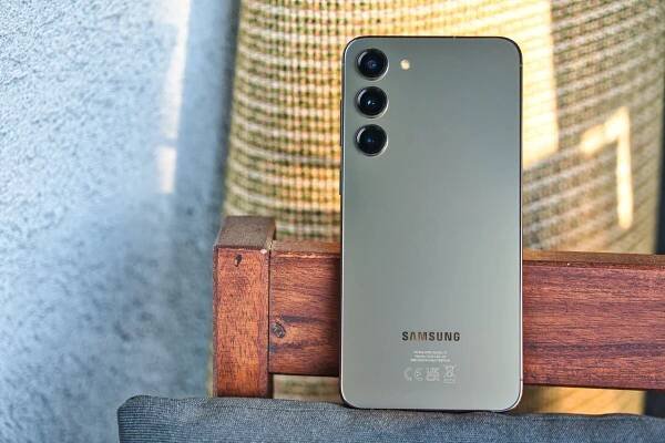 Test Samsung Galaxy S23 Plus: Keď sa evolúcia podarí