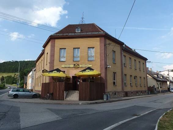 Soubor:Moravská Chrastová, Lidový dům.jpg