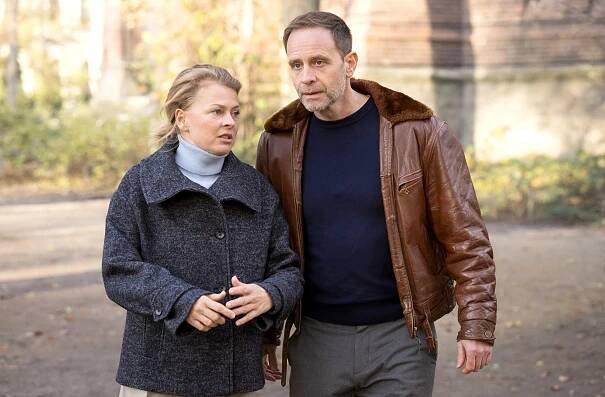 In aller Freundschaft - Missratene Kinder - Z filmu - Isabell Gerschke, Julian Weigend