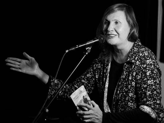 Eva Turnová + Lucia Piussi, 17.12.2022, Za školou, Praha | Hudební server FMZine.cz