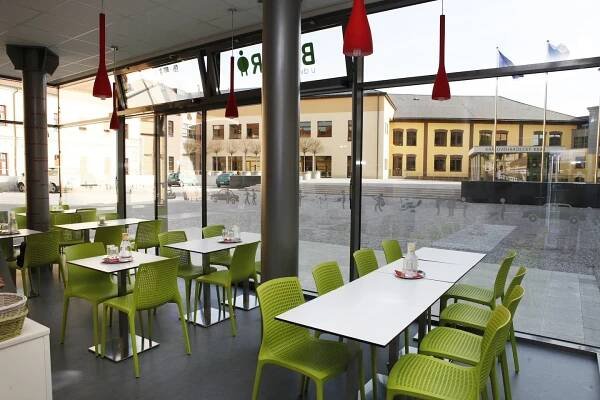 Bistro u dvou přátel Hradec Králové | Apetee