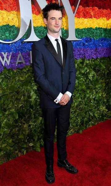 Tom Sturridge