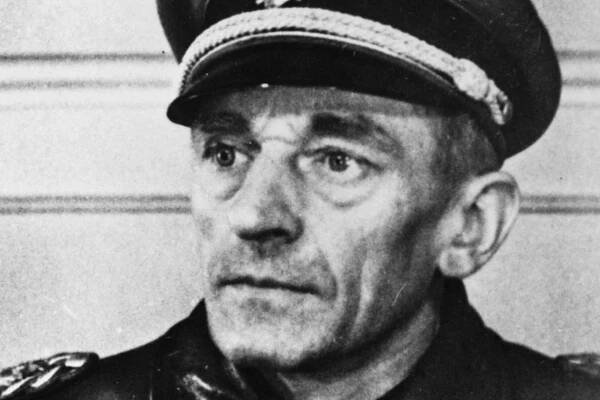 Poprava K. H. Franka se zvrhla ve veřejné divadlo. Kat použil rakouskou metodu