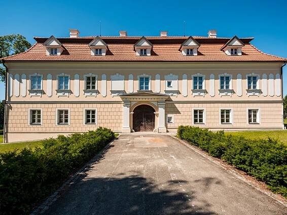 Asociace majitelů hradů a zámků