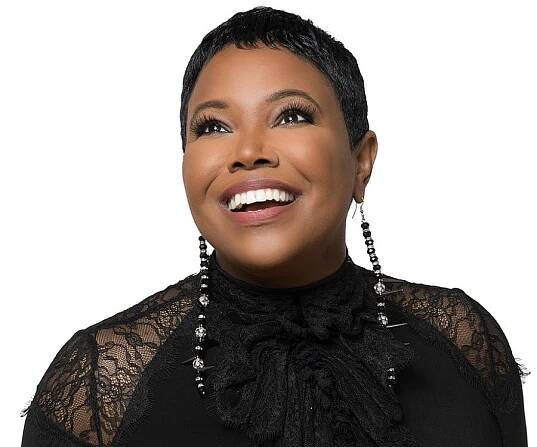 Kellie Shanygne Williams Biography - Facts, Childhood, Family Life & Achievements