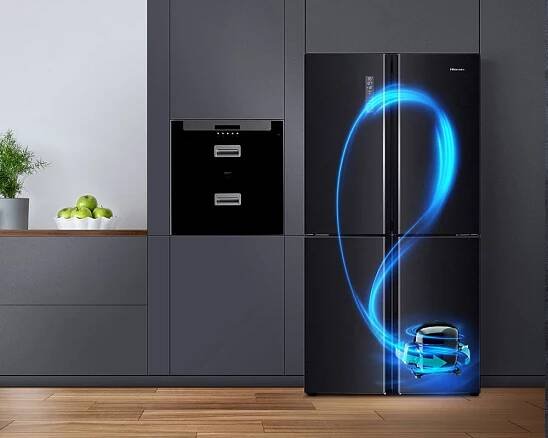 Kuchyňská linka s vloženou CHLADNIČKOU SBS HISENSE RQ515N4AC2_03