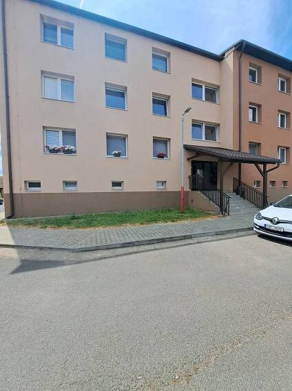 Pronájem Byt 3+1, Vodní, Kryry, okres Louny