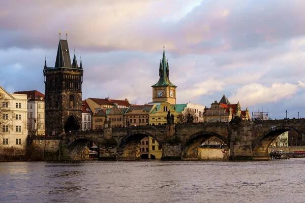 Karlův most slaví 668 let – příběh nejslavnější pražské stavby - Praha 11
