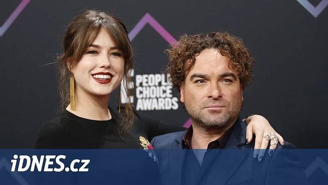 Galecki z Teorie velkého třesku se rozešel s matkou svého ročního syna - iDNES.cz